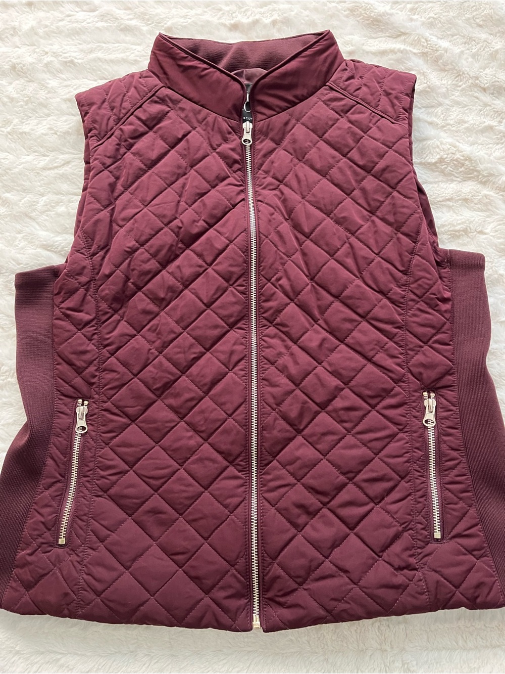 New York & Company Quilted Sleeveless Vest - Burgundy